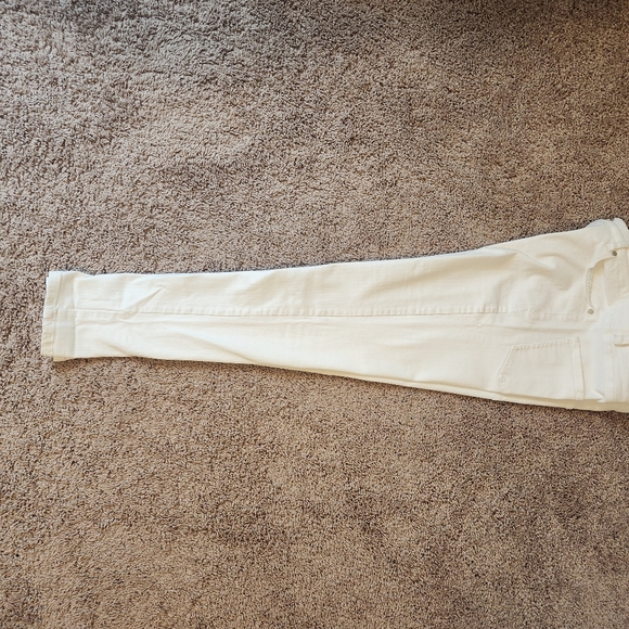 White Jegging - Picture 4 of 4